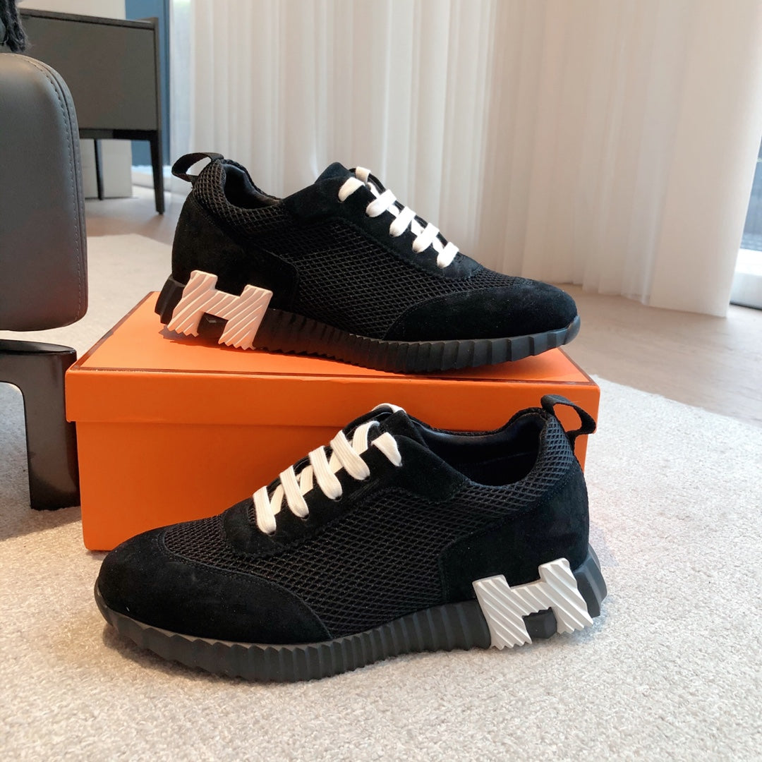 Herm Sneakers